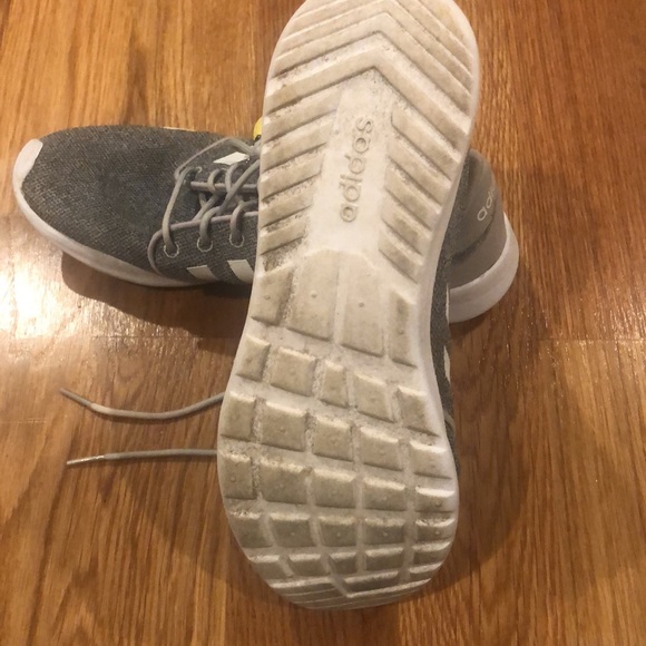 Light gray and white Adidas with cloud foam . Size 9 - Picture 6 of 9